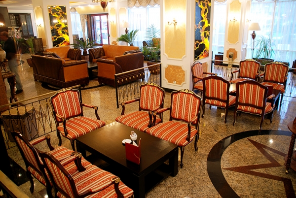 cazare Restaurant Prahova Plaza poza