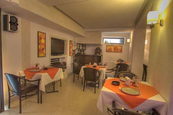 cazare Restaurant Namaste poza