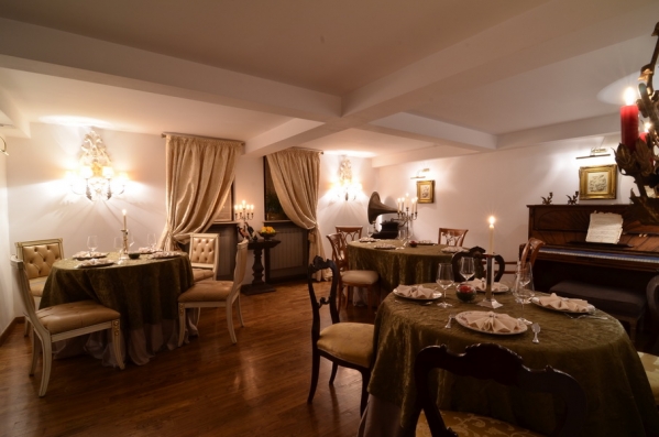 cazare Restaurant Repertorium poza