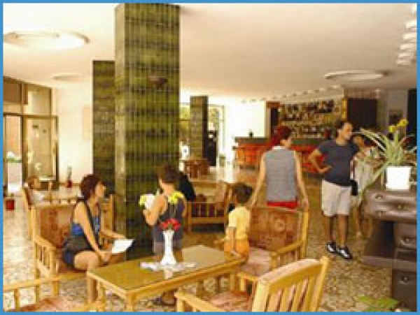 cazare Restaurant Pajura poza