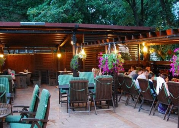 cazare Restaurant Casa Vranceana poza