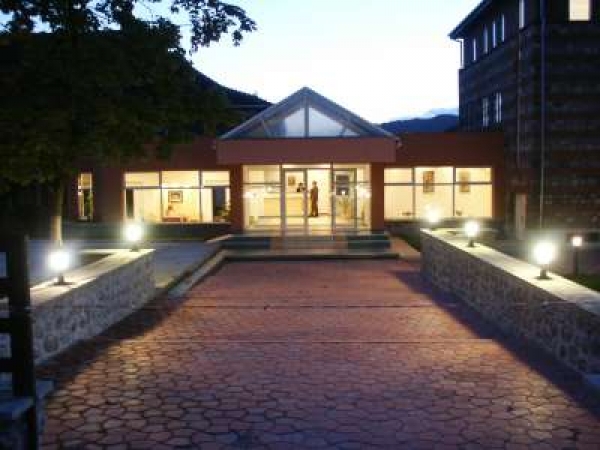 cazare Restaurant Naturalias poza