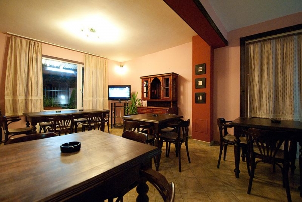 cazare Restaurant Next poza
