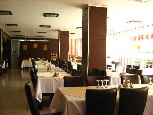cazare Restaurant Tomis poza