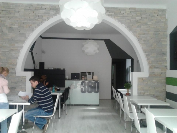 cazare Restaurant 360 poza