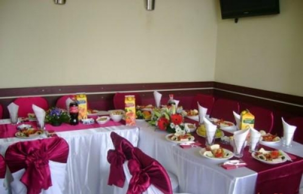 cazare Pizzeria Romana poza