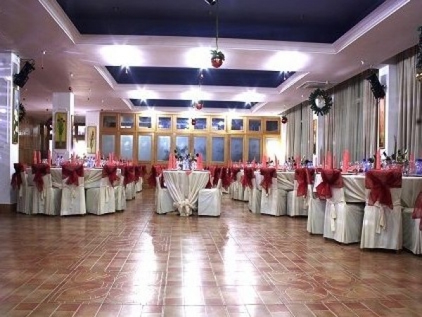 cazare Restaurant Pentagon poza