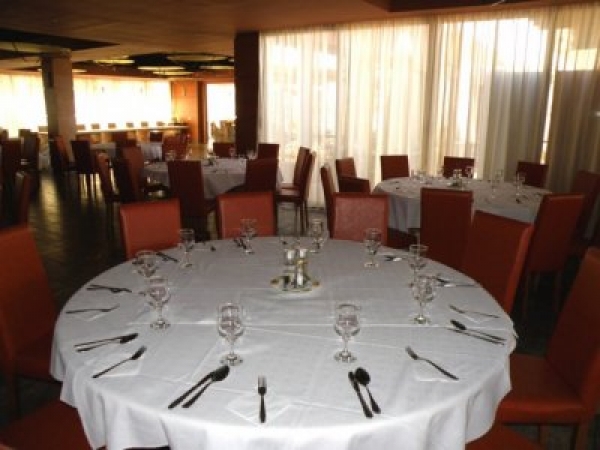 cazare Restaurant Piccadilly poza
