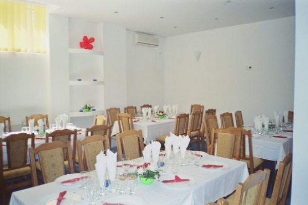 cazare Restaurant Genius poza
