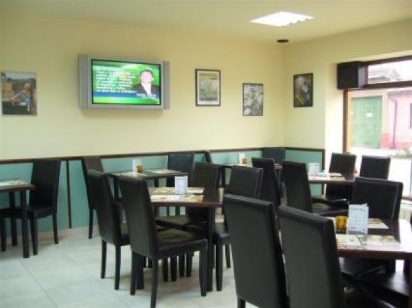 cazare Restaurant Cola poza