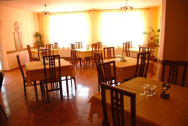 cazare Restaurant Cionca poza
