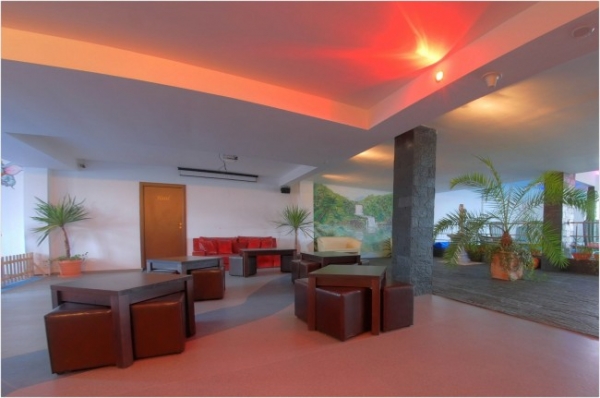 cazare Restaurant Sara Grand Resort poza