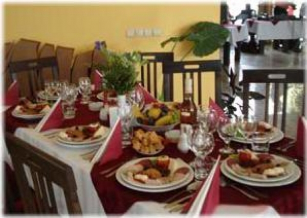 cazare Restaurant Paula poza
