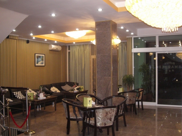 cazare Restaurant Smarald poza