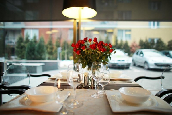 cazare Restaurant Golden Tulip Ana Dome poza