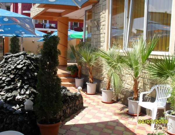 cazare Restaurant Amalia poza