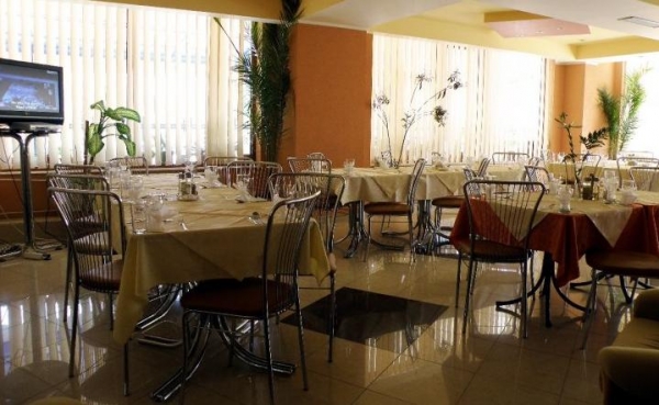 cazare Restaurant Philoxenia poza