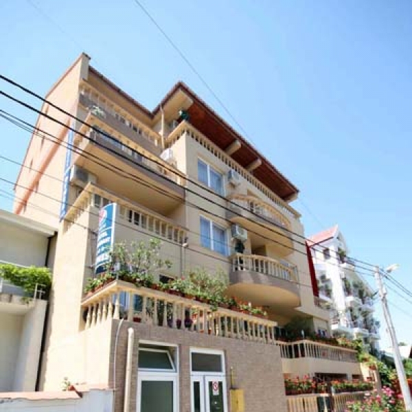 cazare Restaurant Dynes poza