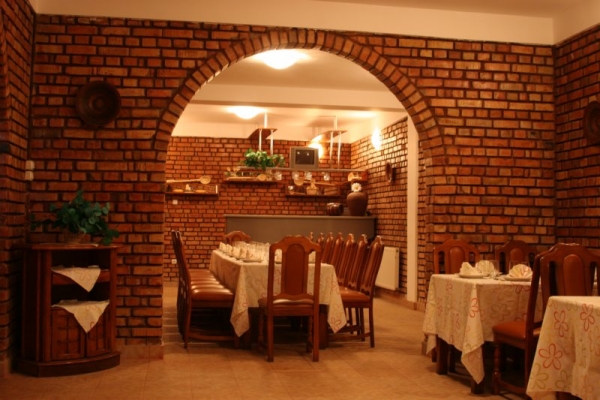 cazare Restaurant Pierre poza
