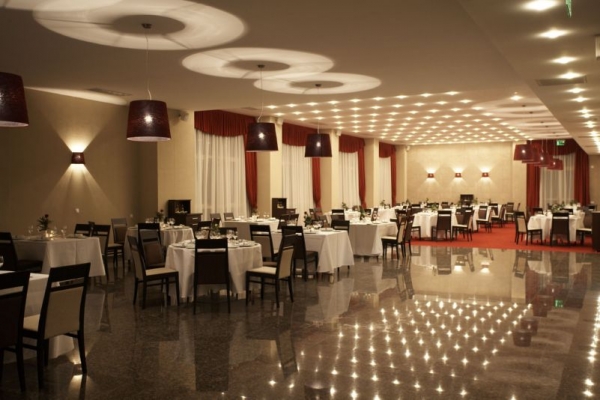 cazare Restaurant Clermont poza