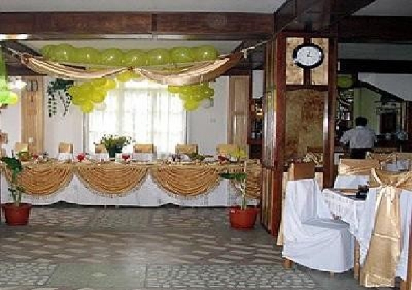 cazare Restaurant Claris poza