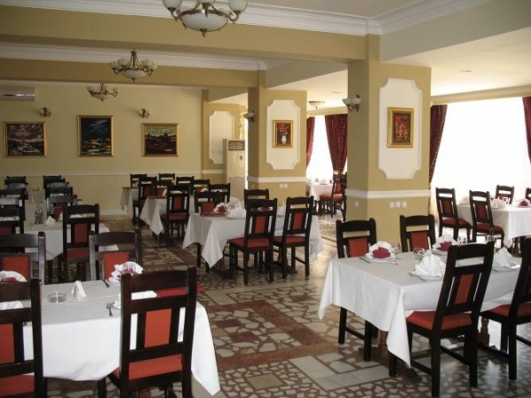 cazare Restaurant Crang poza