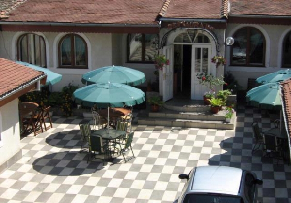 cazare Restaurant Casa Italia poza