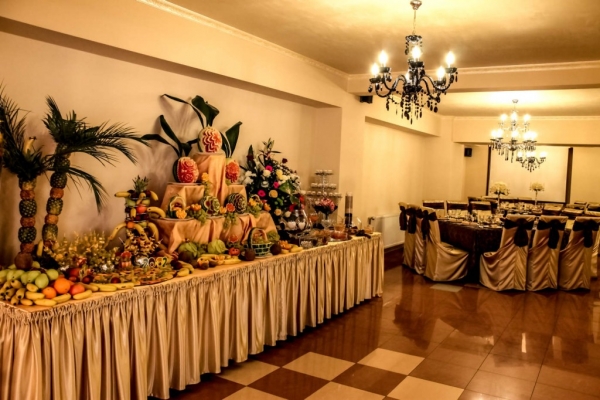 cazare Restaurant Andre's poza