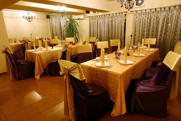 cazare Restaurant Andre's poza