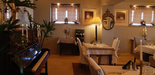 cazare Restaurant Oliviers poza