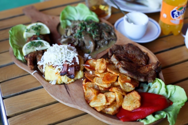 cazare Restaurantul Valea Lui Liman poza