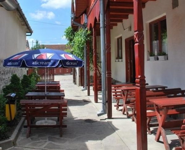 cazare Restaurant Szepasszony poza