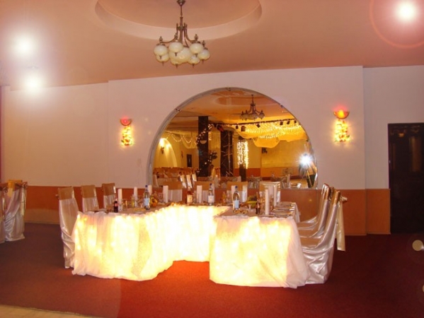 cazare Restaurant Alb poza