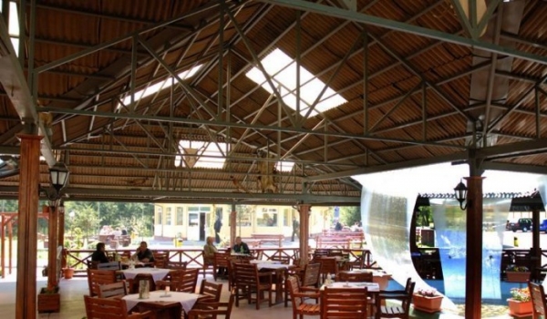 cazare Restaurant Carmun poza