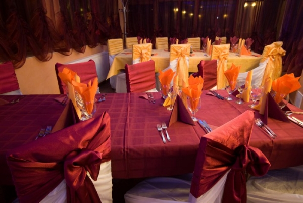 cazare Restaurant Tabu poza