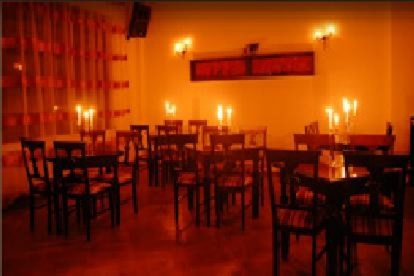 cazare Restaurant Curtea Domneasca poza