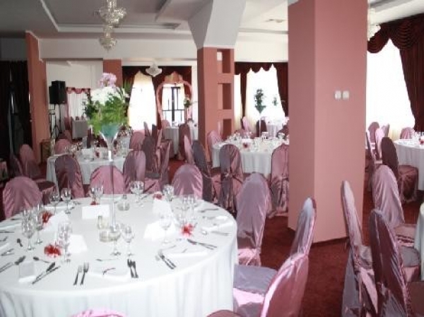 cazare Restaurant Aida poza