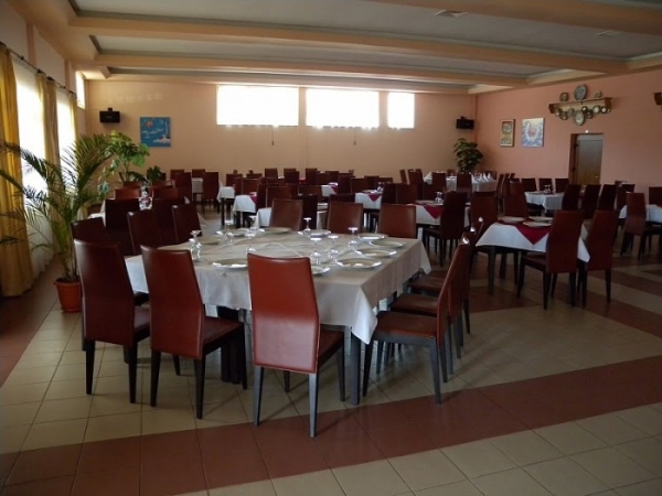 cazare Restaurant Dobrina poza