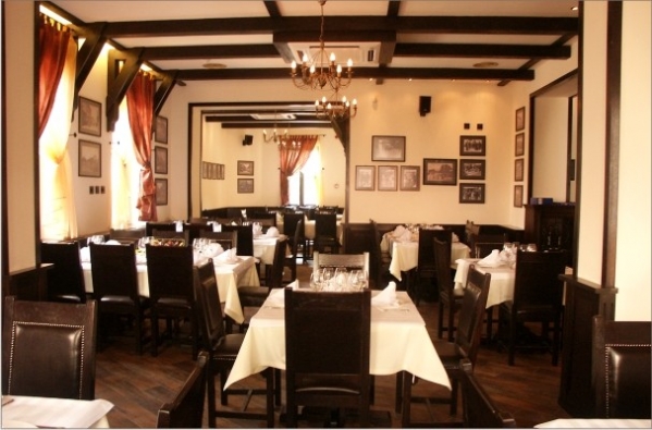 cazare Restaurant Casa Veche poza
