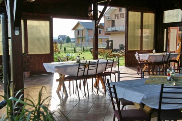 cazare Restaurant Adial poza