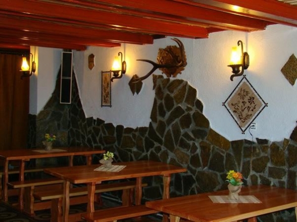 cazare Restaurant Cozia poza