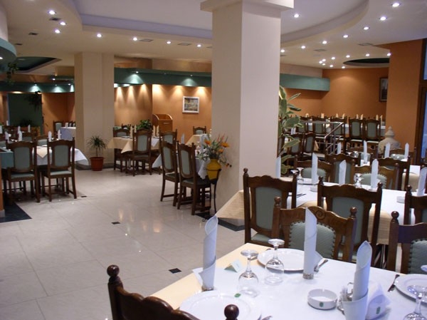 cazare Restaurant Rex poza