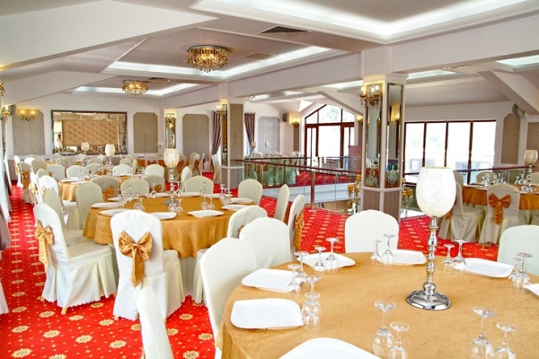 cazare Restaurant Steaua Apelor poza