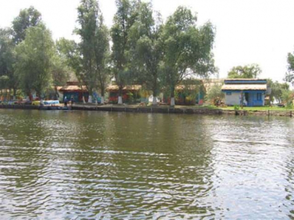 cazare Restaurant Sat de Vacanta Rosu poza