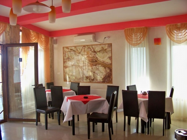cazare Restaurant Onix poza
