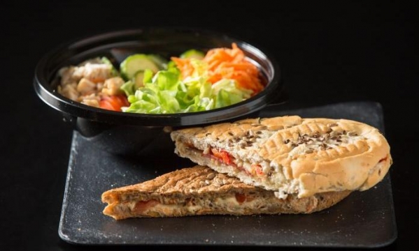 cazare Restaurant Revoir poza