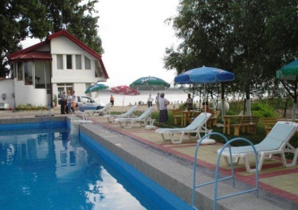 cazare Restaurant Sucidava poza