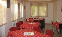 cazare Restaurant Cremona poza