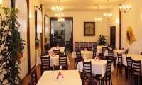 cazare Restaurant La Contele Dracula poza