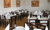 cazare Restaurant Pizzerie Old House poza